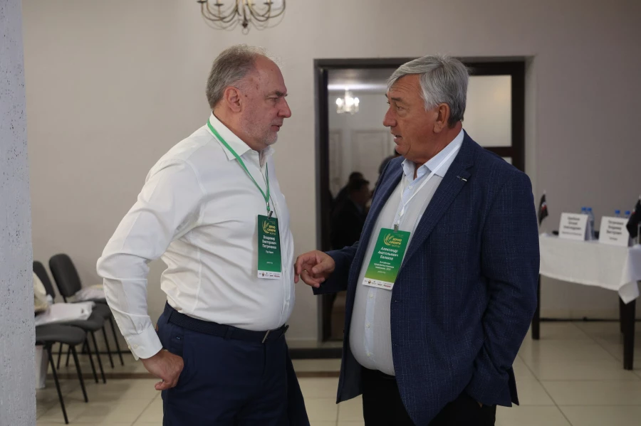 Участники форума &quot;Зерно Сибири&quot;.