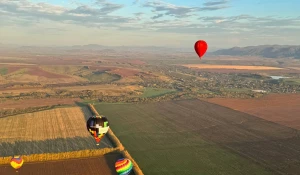  На Алтае засняли старт фестиваля воздухоплаванья «Взлет Алтай».