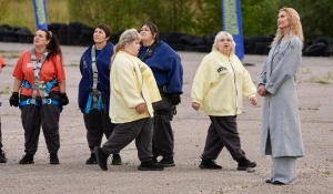 "Большие девочки. Дочки-матери".