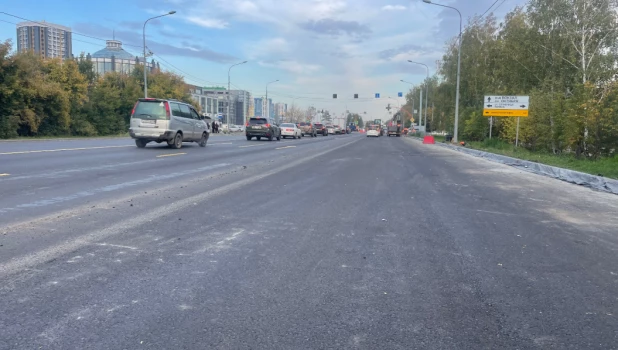 Павловский тракт в Барнауле.