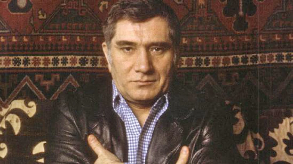 Армен Джигарханян.