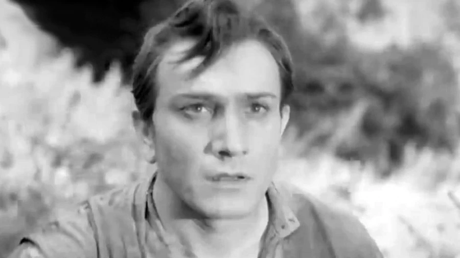 Армен Джигарханян.