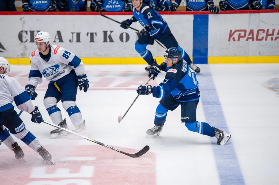 «Динамо Алтай» – «Буран». Первый домашний хоккейный матч