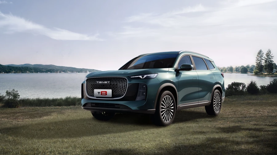 Tenet T8 — современный семиместный кроссовер.