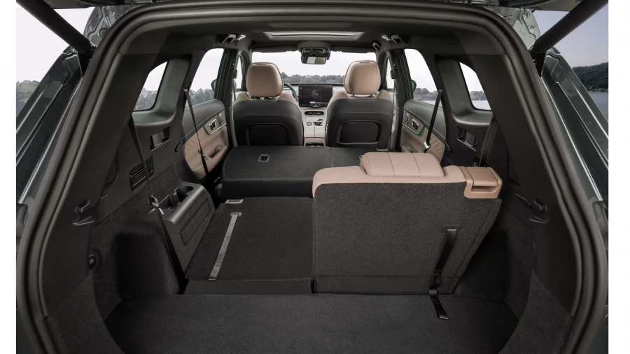 Tenet T8 — современный семиместный кроссовер.