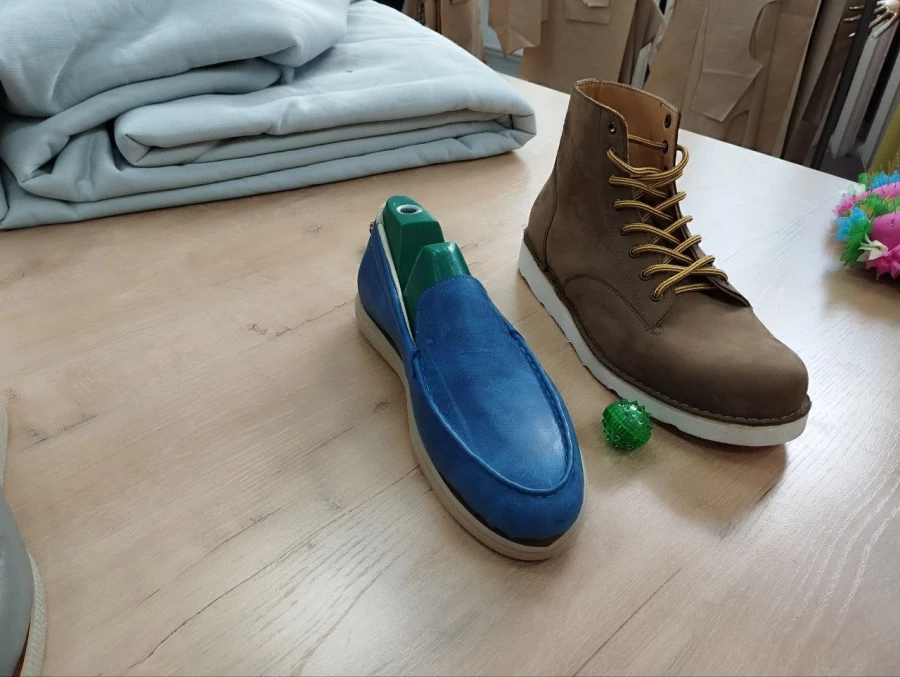 Совместная коллекция. Одежда. Модельер. Обувщик. Обувь