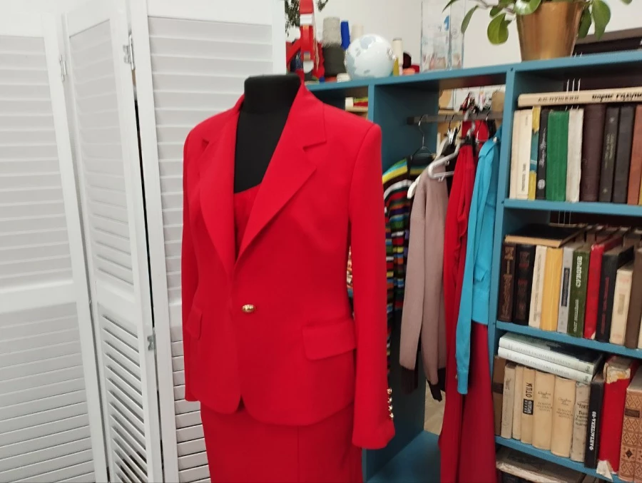 Совместная коллекция. Одежда. Модельер. Обувщик. Обувь