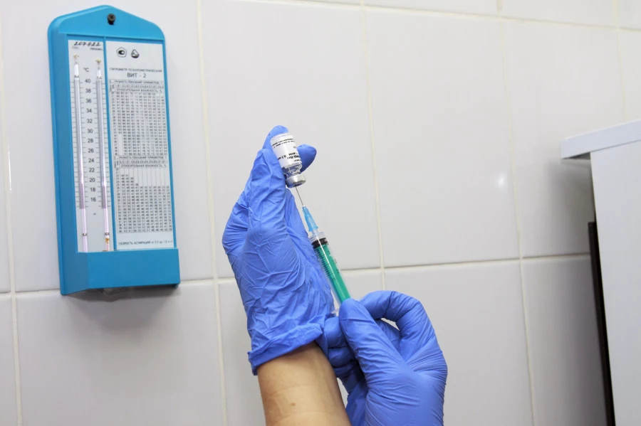 Больница, врачи, лечение, анализы, шприц. 