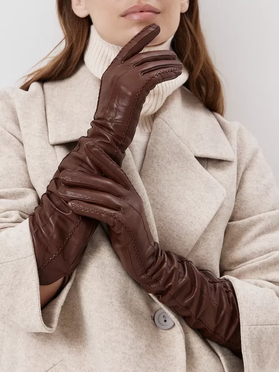 Кожаные перчатки.