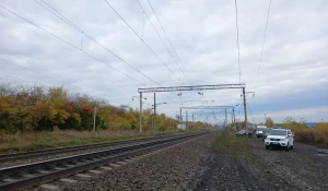 Поезд насмерть сбил мужчину.