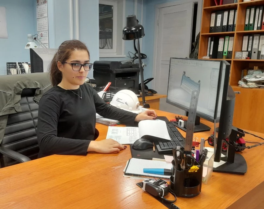 Мария Гордиенко, молодой инженер завода «Харвест» и студентка АлтГТУ.