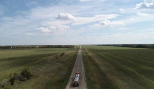 Федеральная трасса А-321 Барнаул — Павловск — граница с Республикой Казахстан.