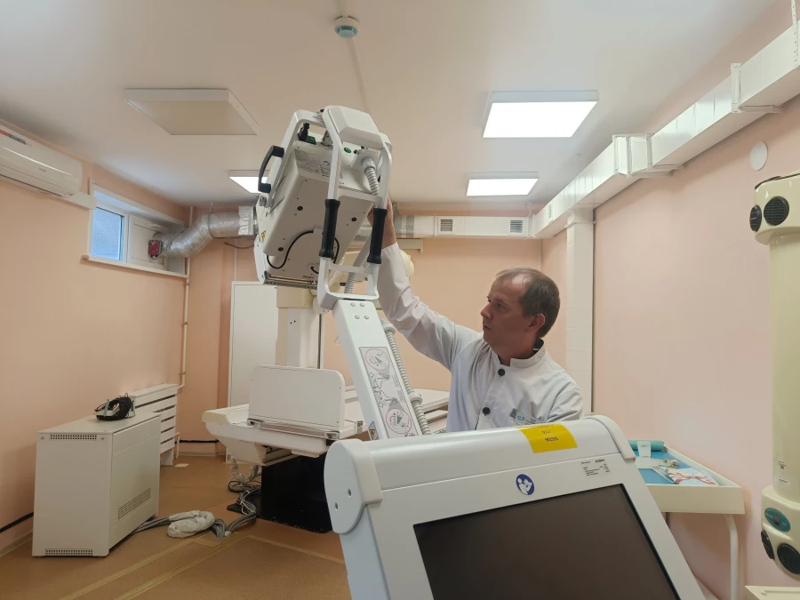 Рентгеновский аппарат. Отделение реанимации и интенсивной терапии новорожденных №2 в Центре охраны материнства и детства