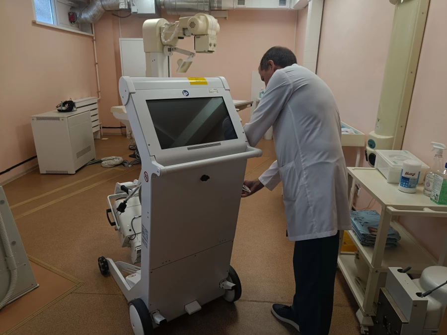 Рентгеновский аппарат. аппарат для ингаляции оксидом азотаОтделение реанимации и интенсивной терапии новорожденных №2 в Центре охраны материнства и детства