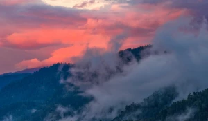 Закат над Телецким озером.