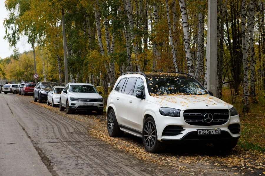 Работы в аэропорту Барнаула. Парковка. Стройка