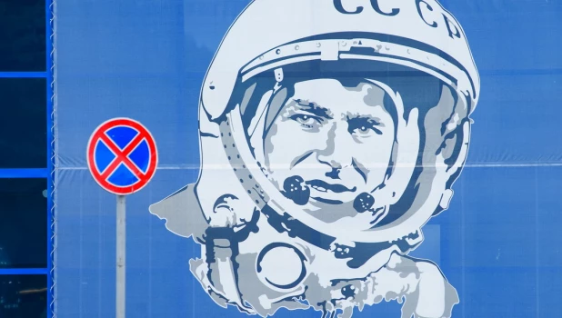 Работы в аэропорту Барнаула. Парковка. Стройка