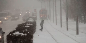 Снегопад. Зима. Метель. Снег.