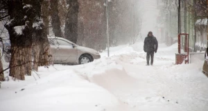 Снегопад. Зима. Метель. Снег.