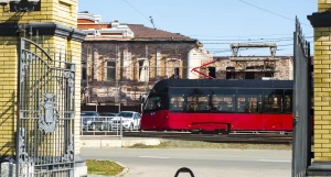 Трамвай. Общественный транспорт.