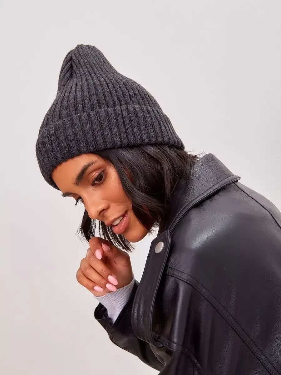 Шапка-тыковка.