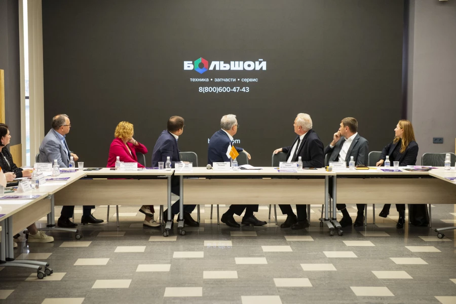  Экспертный совет премии «Менеджер года-2025» по туризму и курортно-оздоровительной сфере.