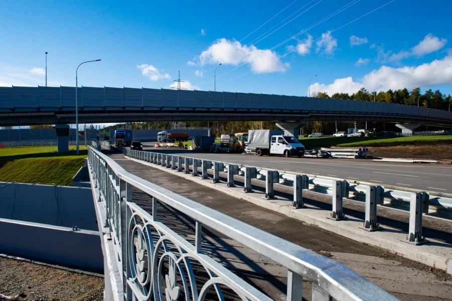 Развязка на Змеиногорском тракте в октябре 2025. 