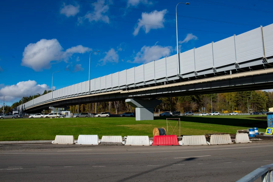 Развязка на Змеиногорском тракте в октябре 2025. 