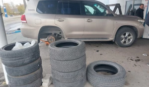 Очереди на шиномонтажки.