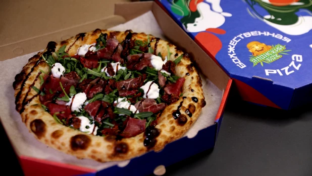 Пицца от компании «Японский Бох».
