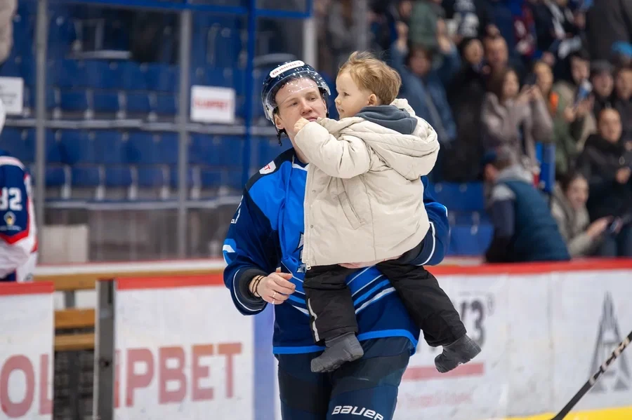 Матч с командой «Звезда» из Москвы