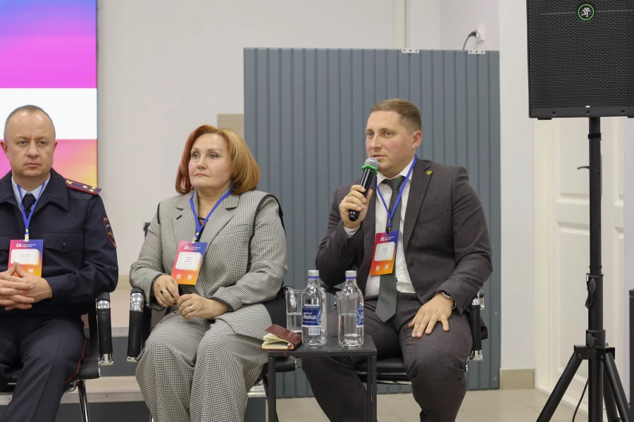 Межрегиональный форум «IT-трансформация 2025: профессионалы цифрового будущего». Дискуссионная площадка «Операторы связи на пороге завтрашнего дня». 