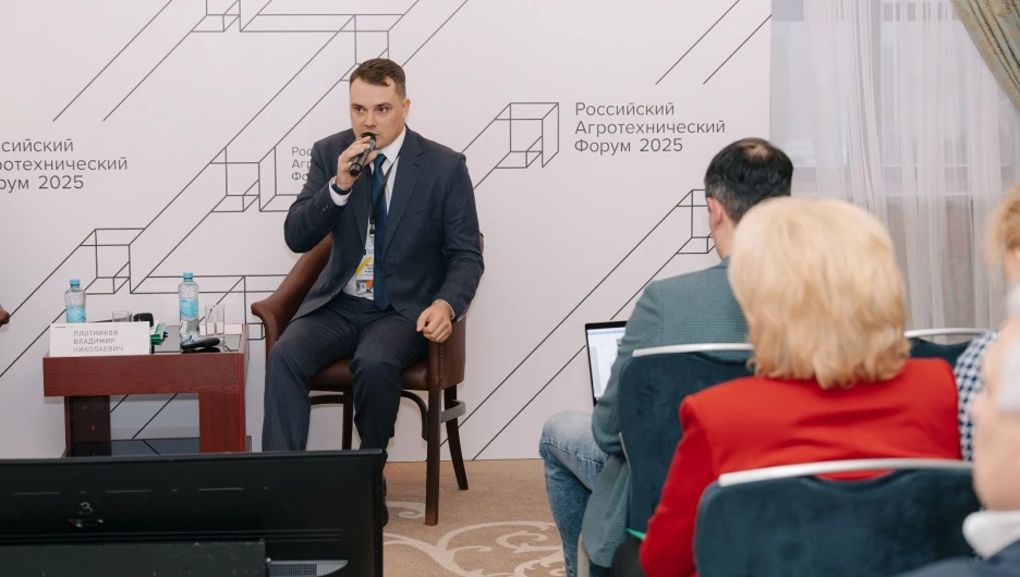 Никита Кожанов.