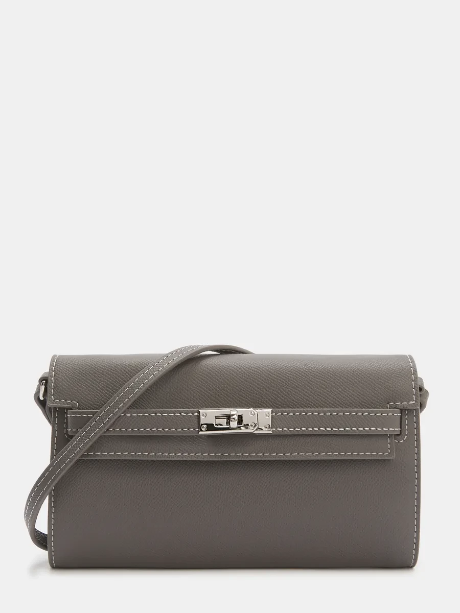 Антитренды сумок этого сезона.