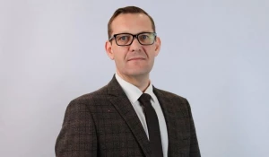 Директор школы №137 Павел Алмаев