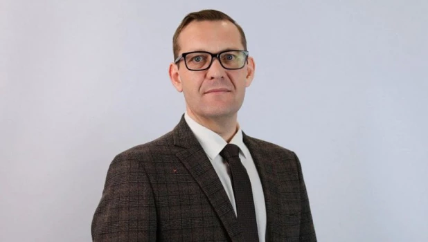 Директор школы №137 Павел Алмаев