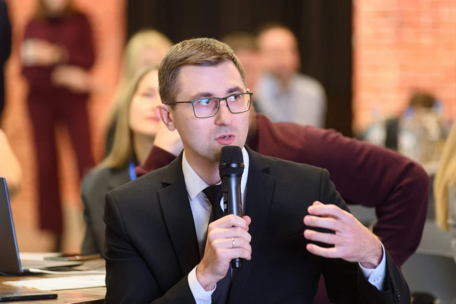 Стратегическая сессия по кадрам, организованная ИД «Алтапресс» и Межрегиональным Союзом «Клуб молодых промышленников» Алтайского края.