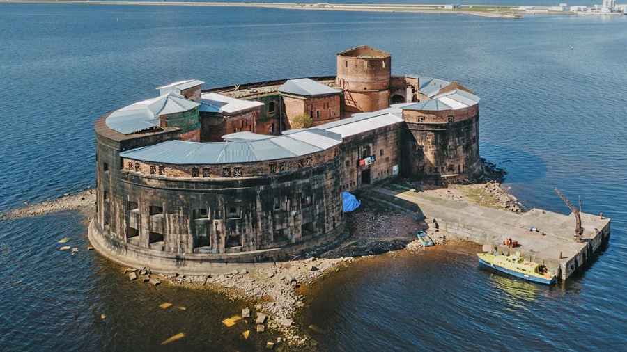 «Остров фортов» в Санкт-Петербурге.