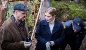 Сериал "Здесь все свои".