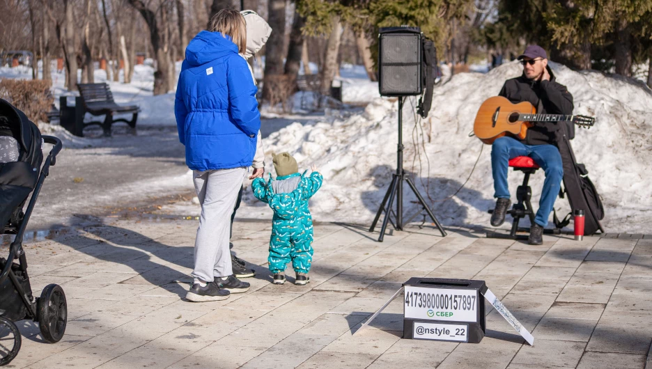 Теплые мартоввские дни в Барнауле.