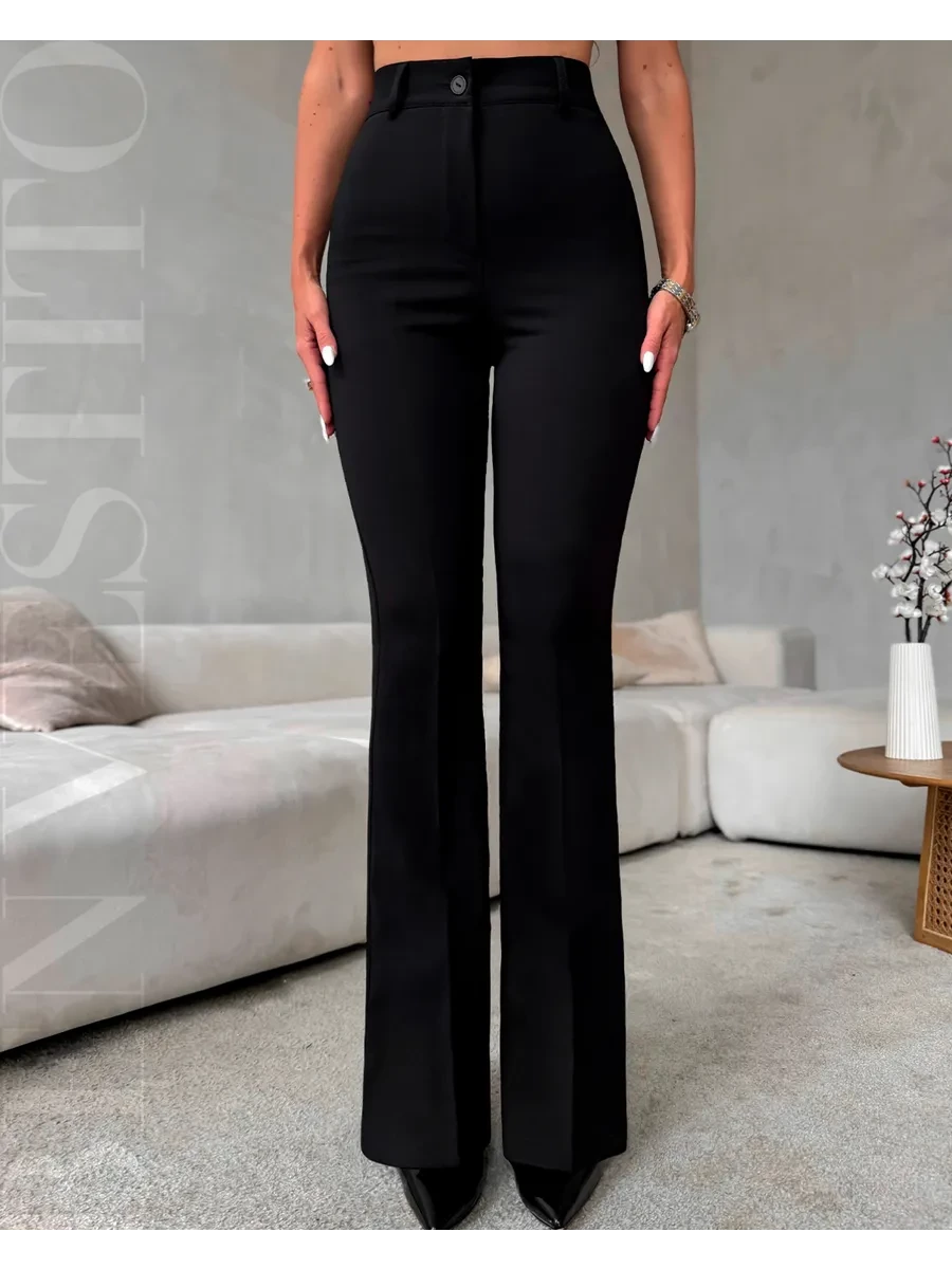 Модные брюки 2025.