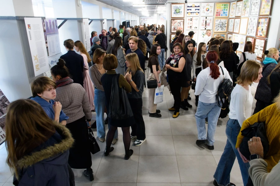 Выставка «30 лет институту архитектуры и дизайна АлтГТУ».

