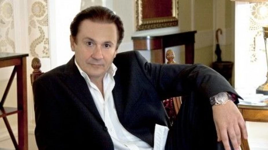 Олег Меньшиков.