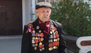 100-летний ветеран ВОВ Леонид Перевозчиков 