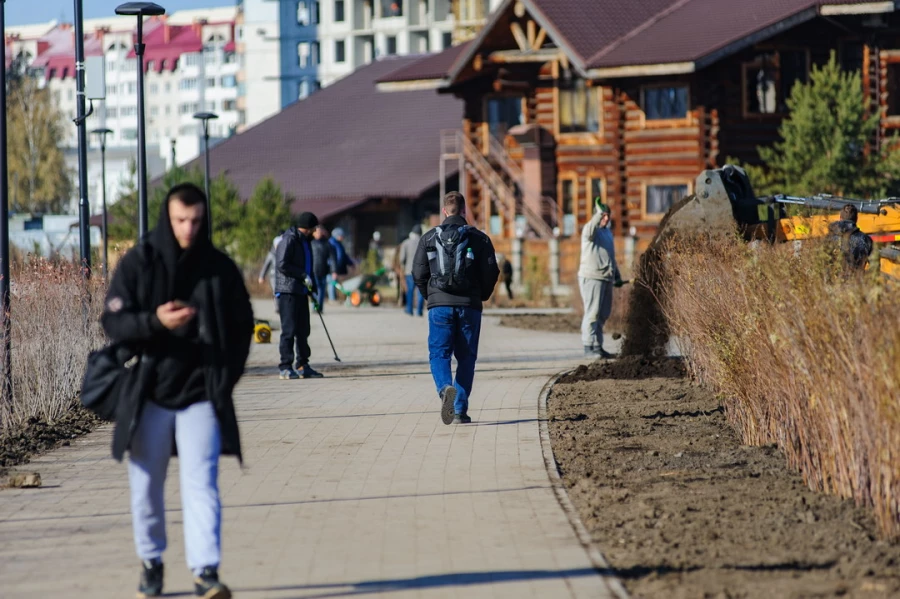 Парк за ТРЦ «Европа». 