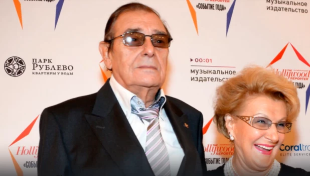 Кинооператор Анатолий Мукасей.