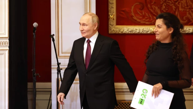 Владимир Путин с Маргаритой Симоньян.