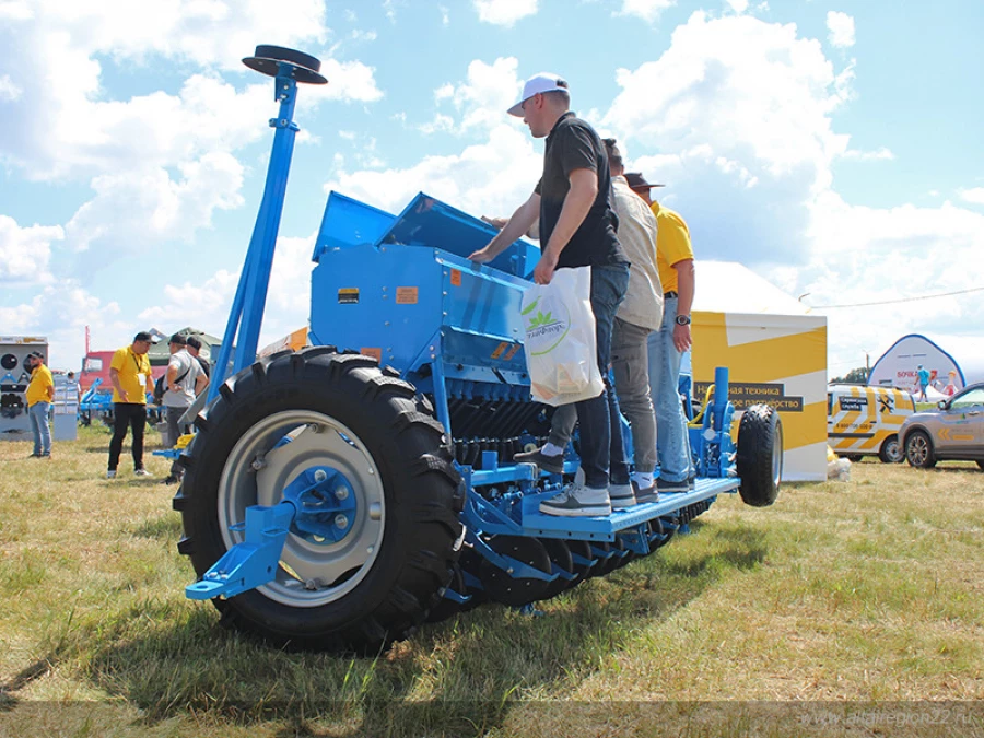 День Сибирского поля 2025