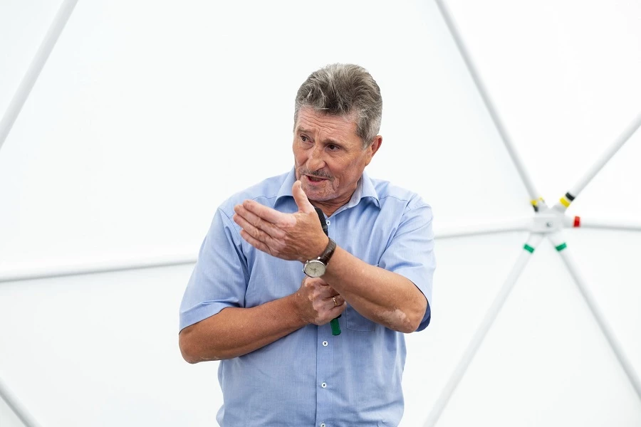 Владимир Беляев