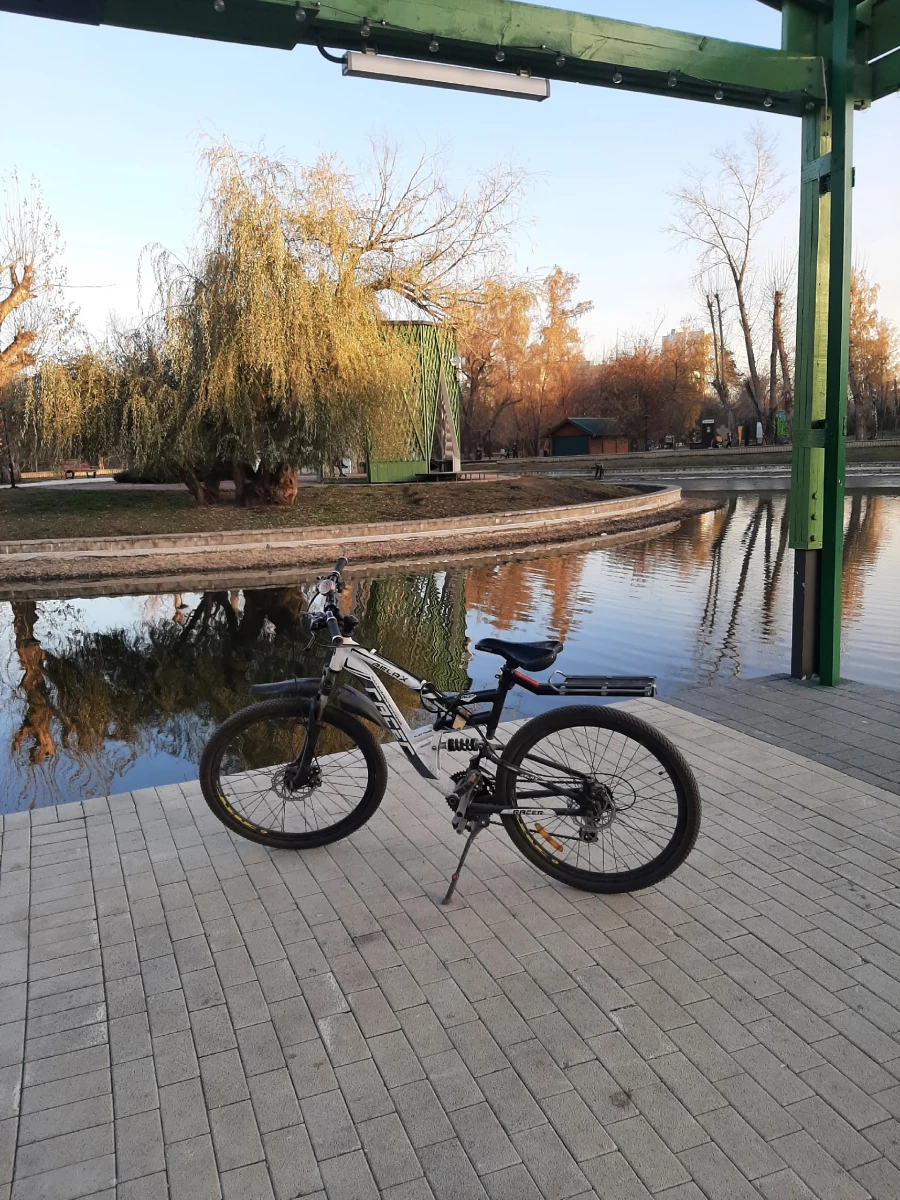 В парке «Изумрудный».